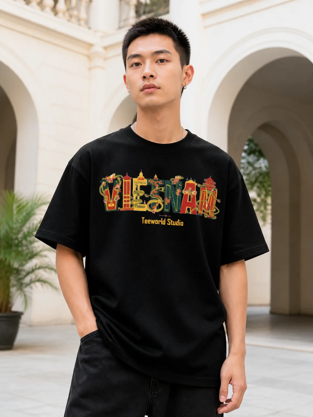 Người mẫu mặc VIETNAM Tee